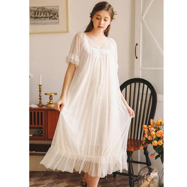 2019 Vintage Sleepwear Women Home Wear Night Dress Princess Style Lace Ruffle Cotton Lining Short Sleeve Long Nightgown H832