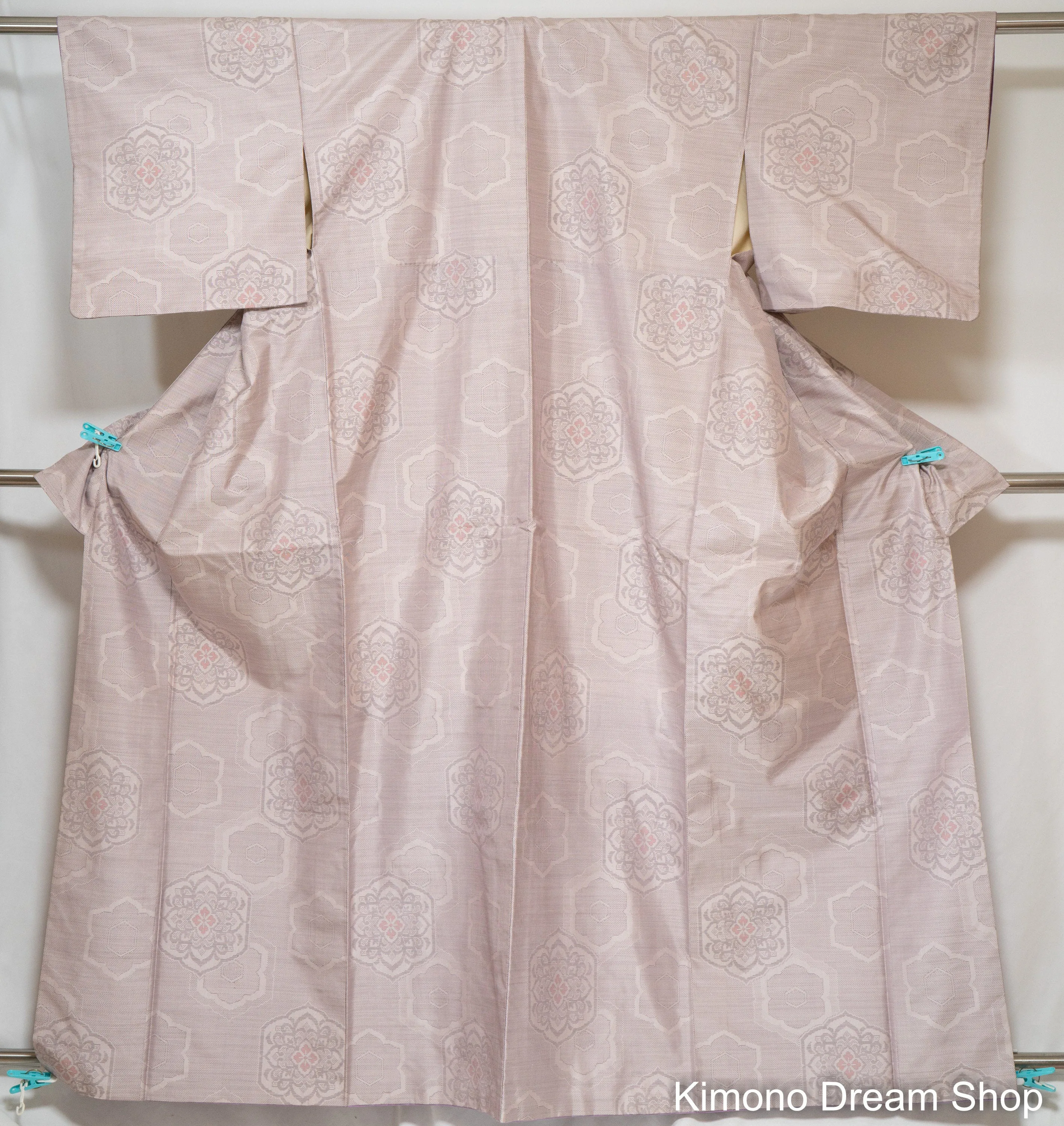 Very Shiny Oshima Tsumugi Women's Kimono - Vintage Silk Komon Kimono - Gothic Flowers Individually Threaded - Light Greyish Pink Black Red